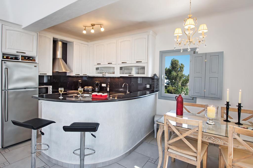 Kamári Felicity Luxury Villas מראה חיצוני תמונה