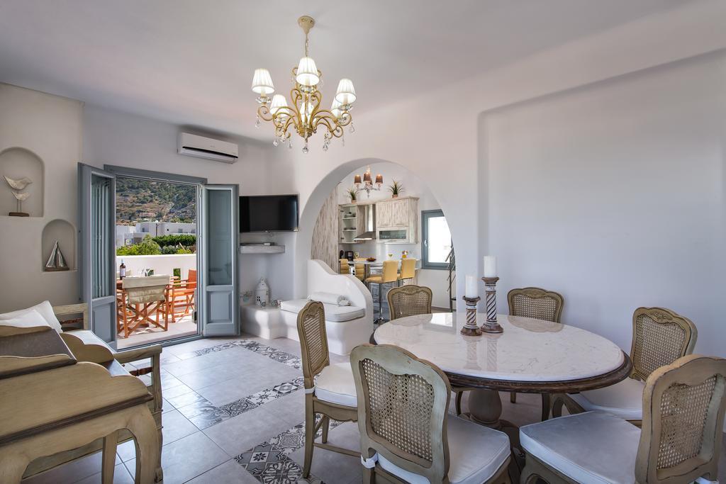 Kamári Felicity Luxury Villas מראה חיצוני תמונה